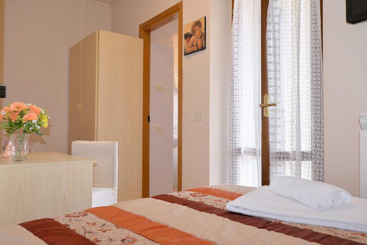 Camere Paolo Ассізі Екстер'єр фото
